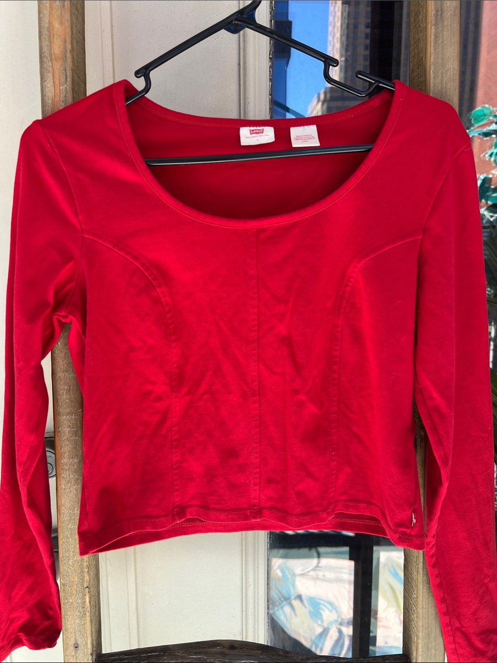 Levi's Red Scoop Neck Long Sleeve crop Top